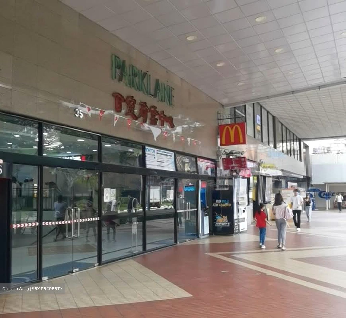 Parklane Shopping Mall (D7), Retail #586598531